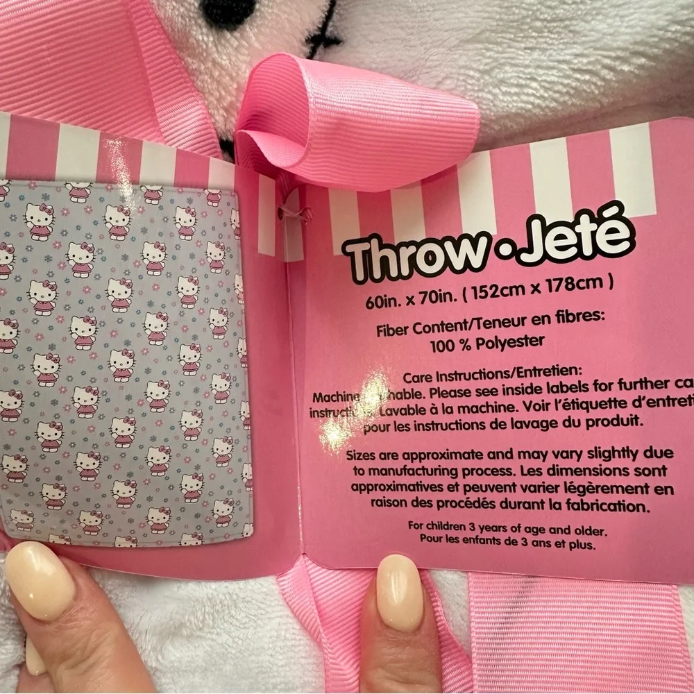 Hello Kitty Flower Toss Spring Floral Plush 60 x 70 Throw Blanket